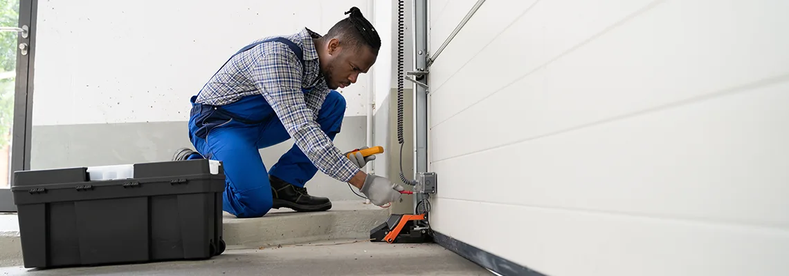 Repair Garage Door Not Closing But Light Flashing in Galesburg, IL