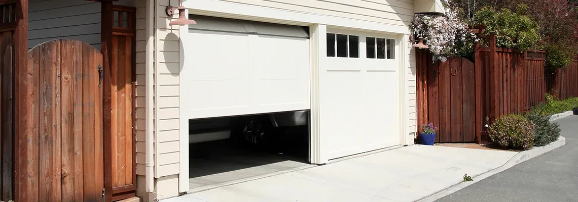 Repair Garage Door Won't Close Light Blinks in Galesburg, Illinois